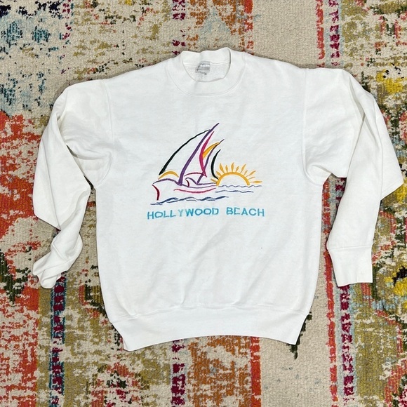 Vintage Hollywood Beach, Florida Travel 1980s Destination Crweneck Sweatshirt - Picture 1 of 3